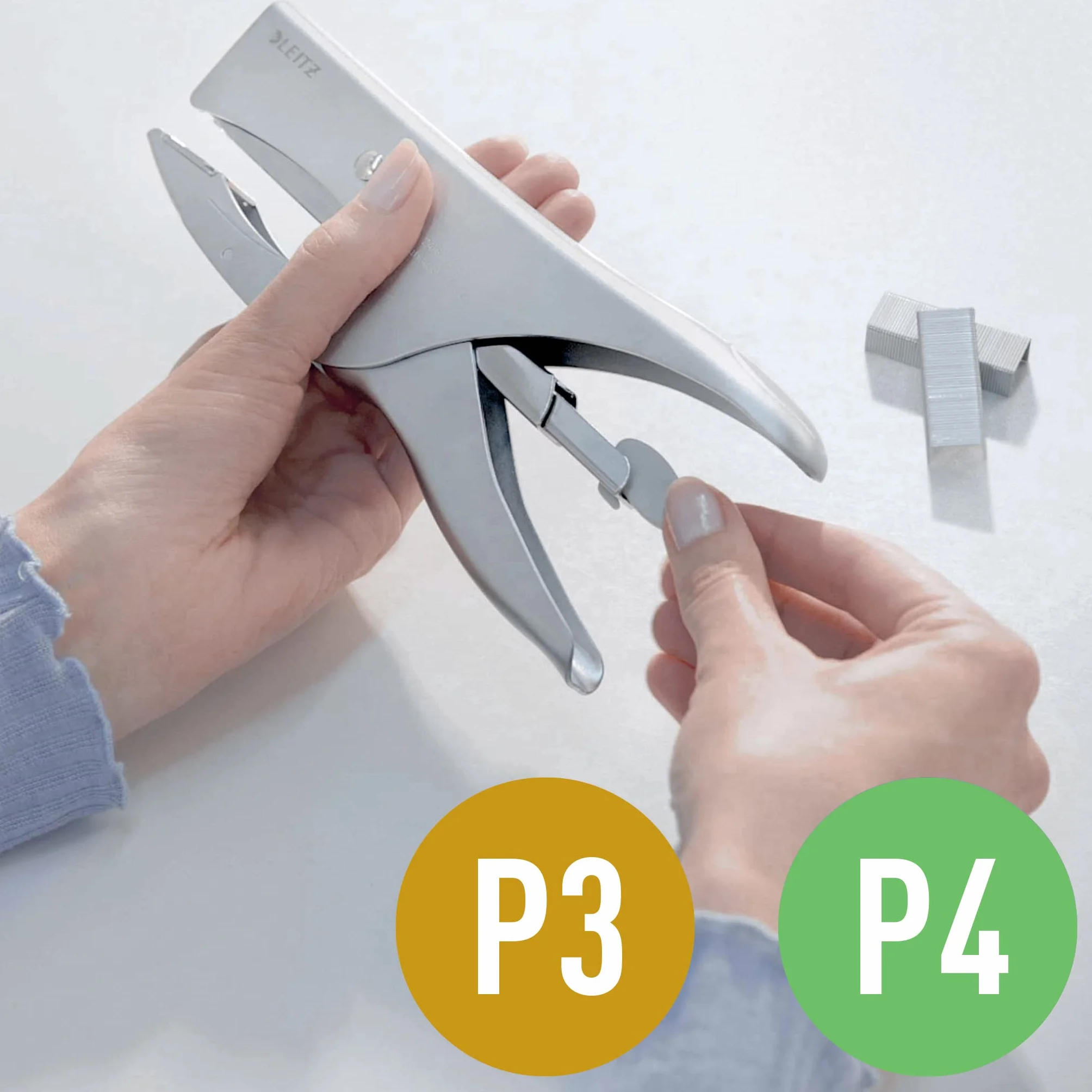 Leitz Cucitrice a Pinza, Capacità fino a 40 Fogli, Argento, Design Ergonomico in Metallo, Caricamento Posteriore, Per l'uso con Punti P3 (24/6, 26/6) o P4 (24/8), 55490081