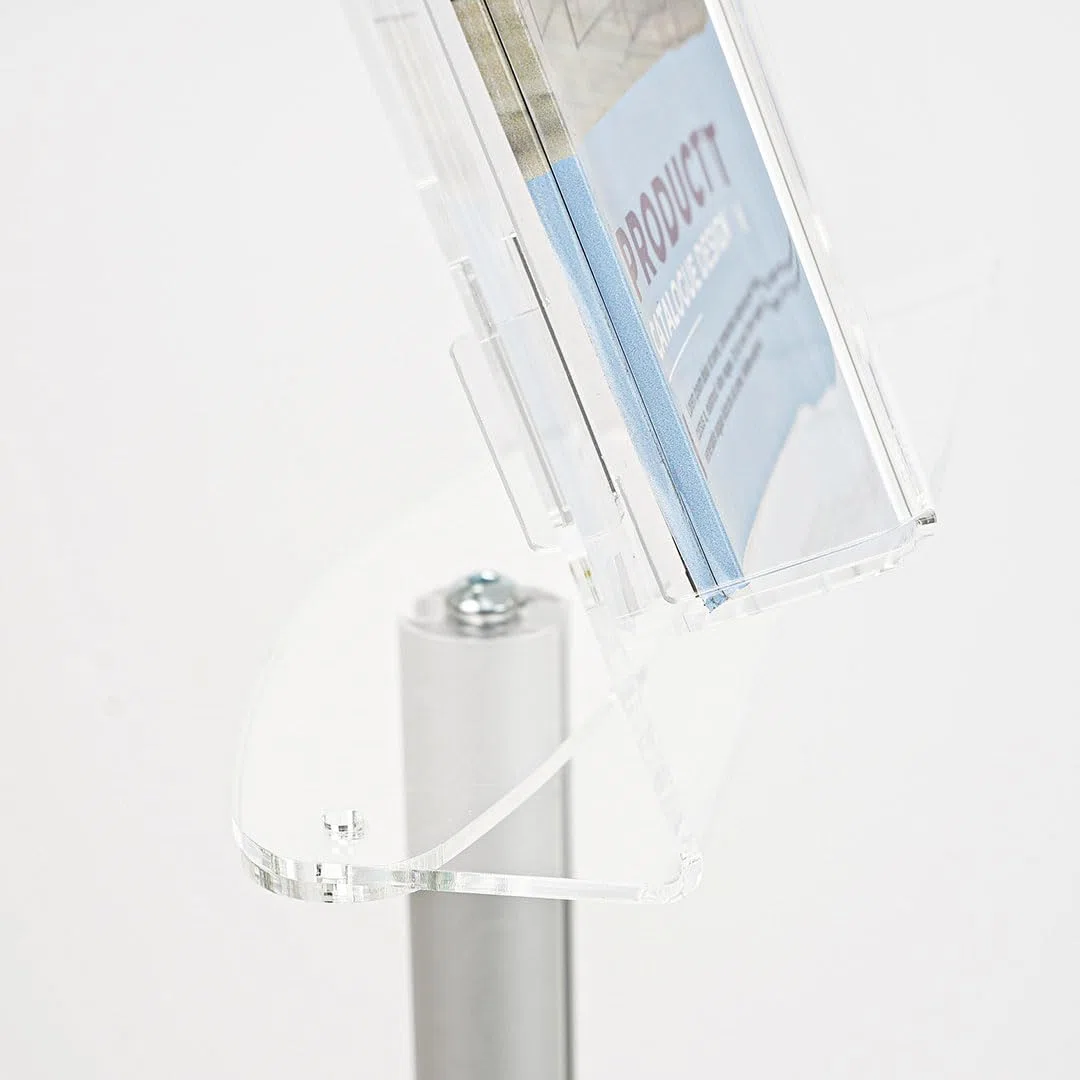 Danieli - Porta Depliant da Terra in Acrilico Trasparente A5 con 1 tasca, per Riviste e Brochure. Porta Volantini Resistente da Utilizzare come Espositore per Ufficio e Negozi. (Alluminio Silver)