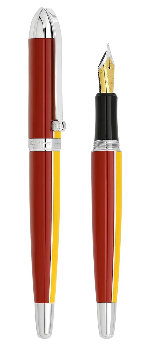 Xezo Visionary - Penna stilografica in ottone e alluminio, pennino medio, laccata a mano nei colori giallo pioppo e rosso. Numerata in edizione limitata di 500. Disposizione cromatica Art Déco