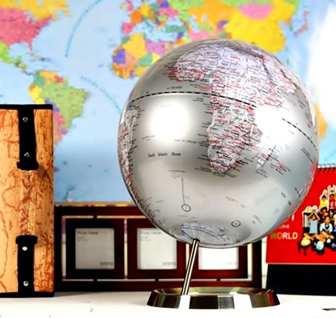 EXERZ 30CM Mappamondo/Globo Argento Metallizzato in Inglese - con una base in acciaio inossidabile - confezionato in scatola premier Kraft, Perfetto come Regalo (Diametro: 30CM)