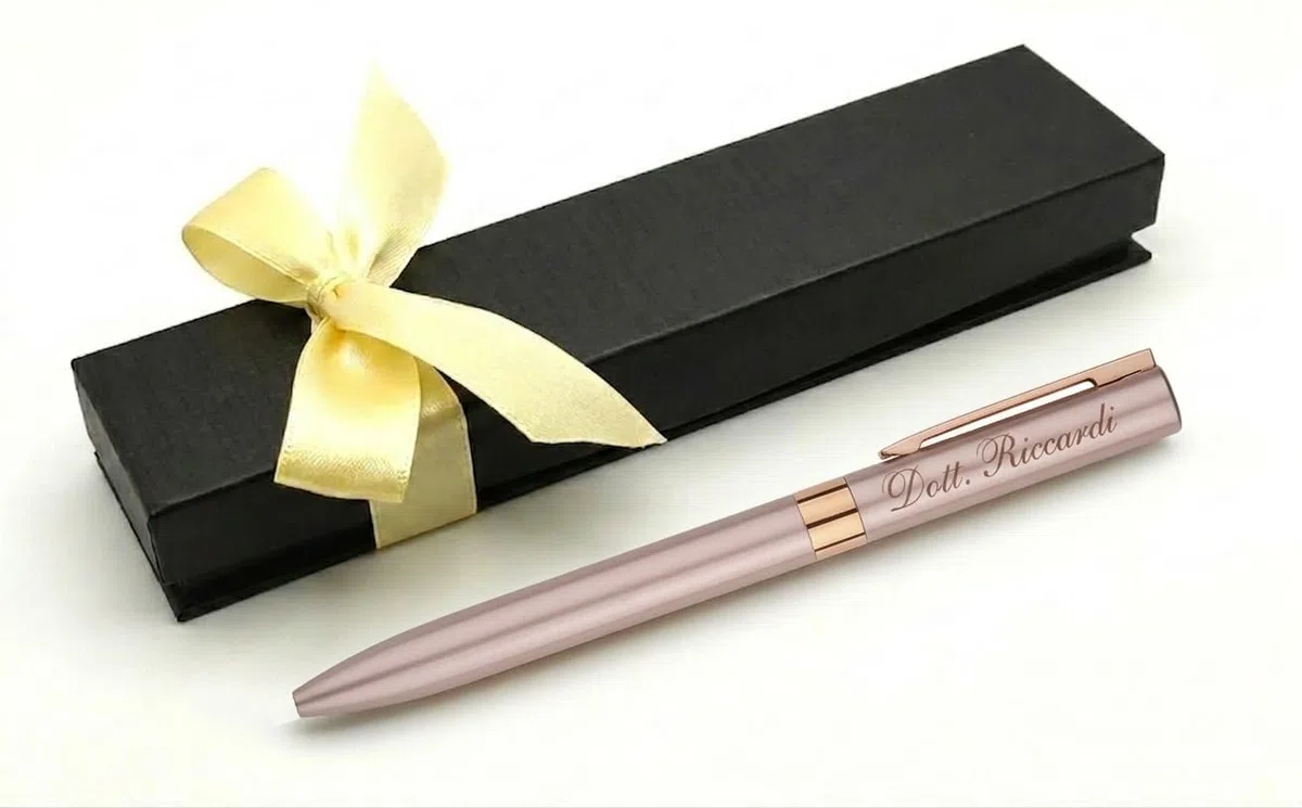 penna personalizzata con incisione laser meccanismo a rotazione in metallo con finiture cromate o placcate in oro inchiosto gel 0,5 mm confezione regalo (Rosa)